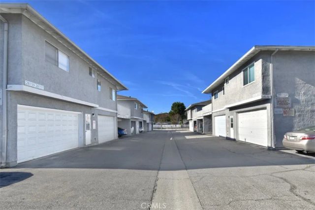 28159 Robin Ave, Saugus, CA 91350