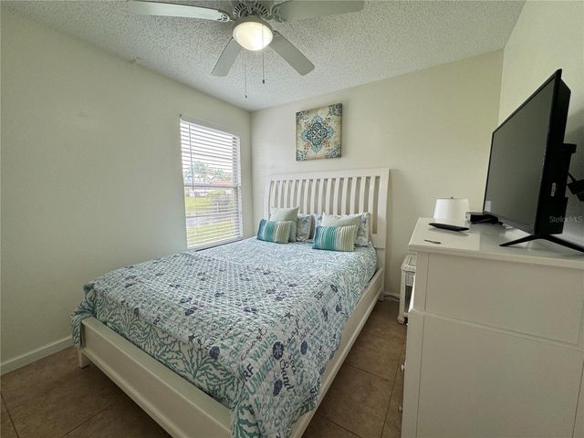 3545 59TH AVENUE W 3545, Bradenton, FL 34210