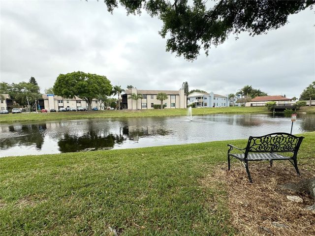 3545 59TH AVENUE W 3545, Bradenton, FL 34210