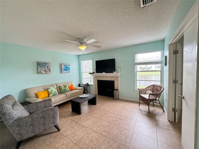 3545 59TH AVENUE W 3545, Bradenton, FL 34210