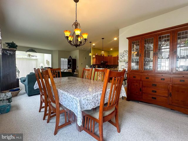 90 BRIARWOOD DR, Tuckerton, NJ 08087