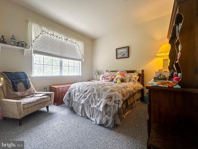 90 BRIARWOOD DR, Tuckerton, NJ 08087