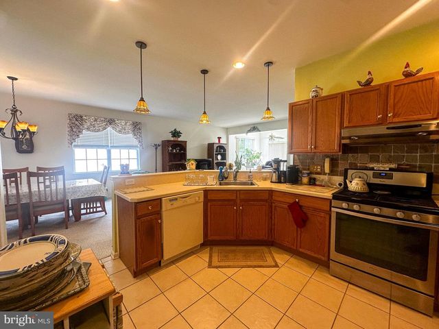 90 BRIARWOOD DR, Tuckerton, NJ 08087