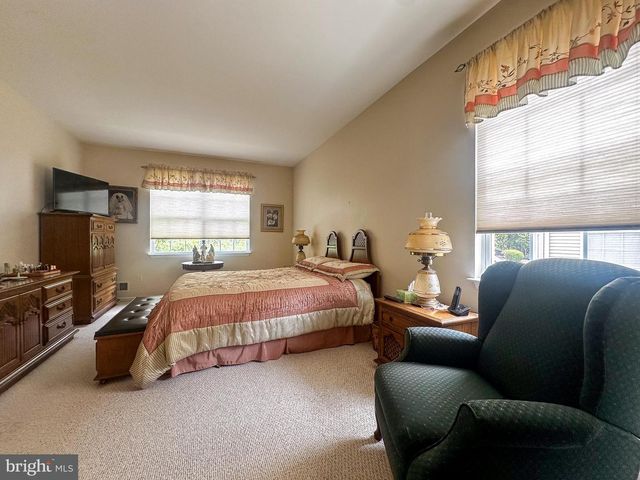 90 BRIARWOOD DR, Tuckerton, NJ 08087