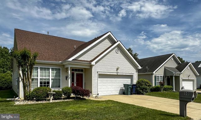 90 BRIARWOOD DR, Tuckerton, NJ 08087