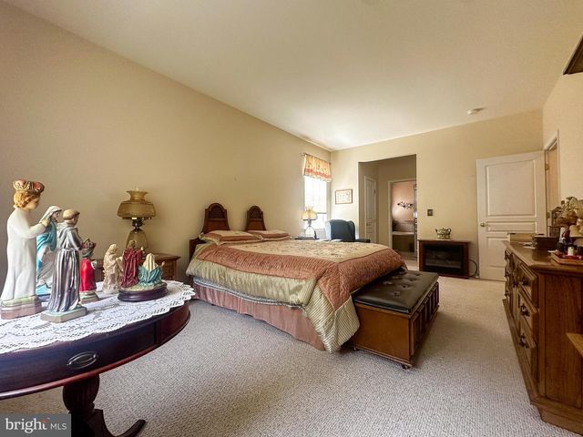 90 BRIARWOOD DR, Tuckerton, NJ 08087