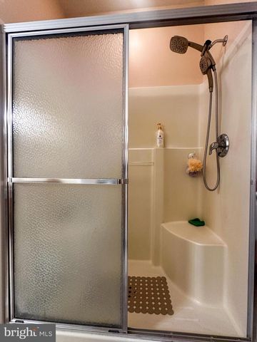 90 BRIARWOOD DR, Tuckerton, NJ 08087