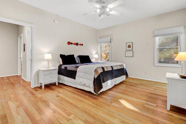 6834 Sherwood Trail, Saugatuck Twp, MI 49408