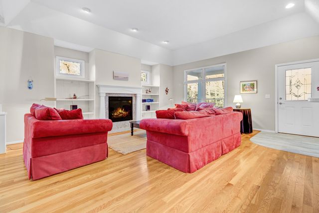 6834 Sherwood Trail, Saugatuck Twp, MI 49408