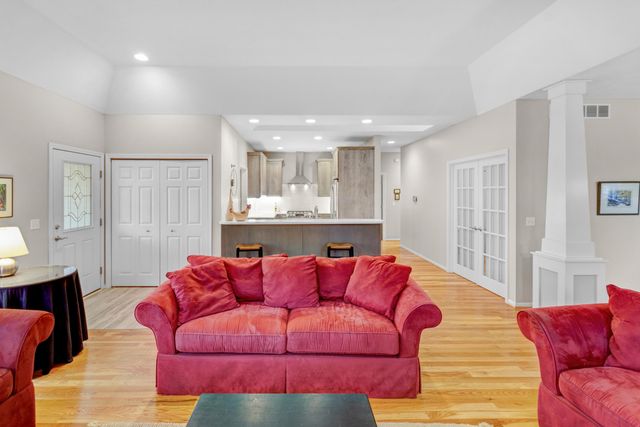 6834 Sherwood Trail, Saugatuck Twp, MI 49408