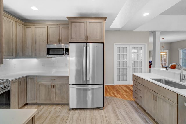 6834 Sherwood Trail, Saugatuck Twp, MI 49408