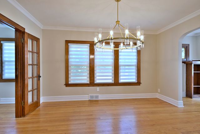 3218 SCOVILLE Avenue, Berwyn, IL 60402