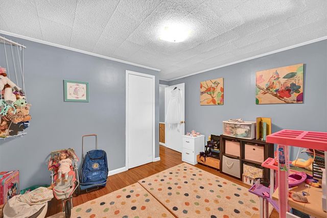 226 S Fishtrap Road, Greenville, SC 29611