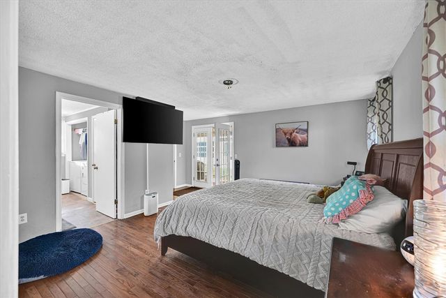 226 S Fishtrap Road, Greenville, SC 29611