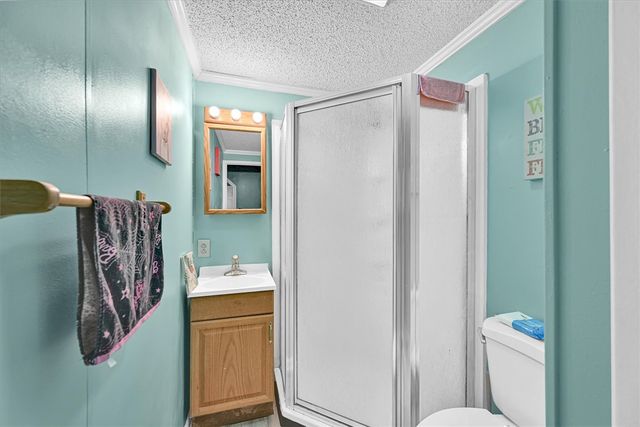 226 S Fishtrap Road, Greenville, SC 29611