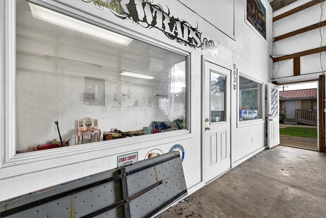 226 S Fishtrap Road, Greenville, SC 29611