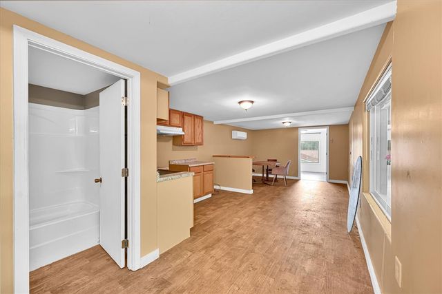 226 S Fishtrap Road, Greenville, SC 29611