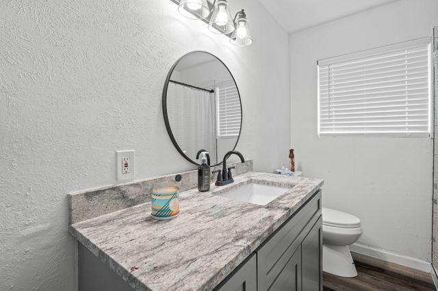 5825 Walla Avenue, Fort Worth, TX 76133