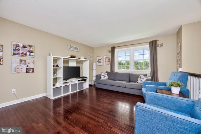 721 S PARK AVE, Eagleville, PA 19403