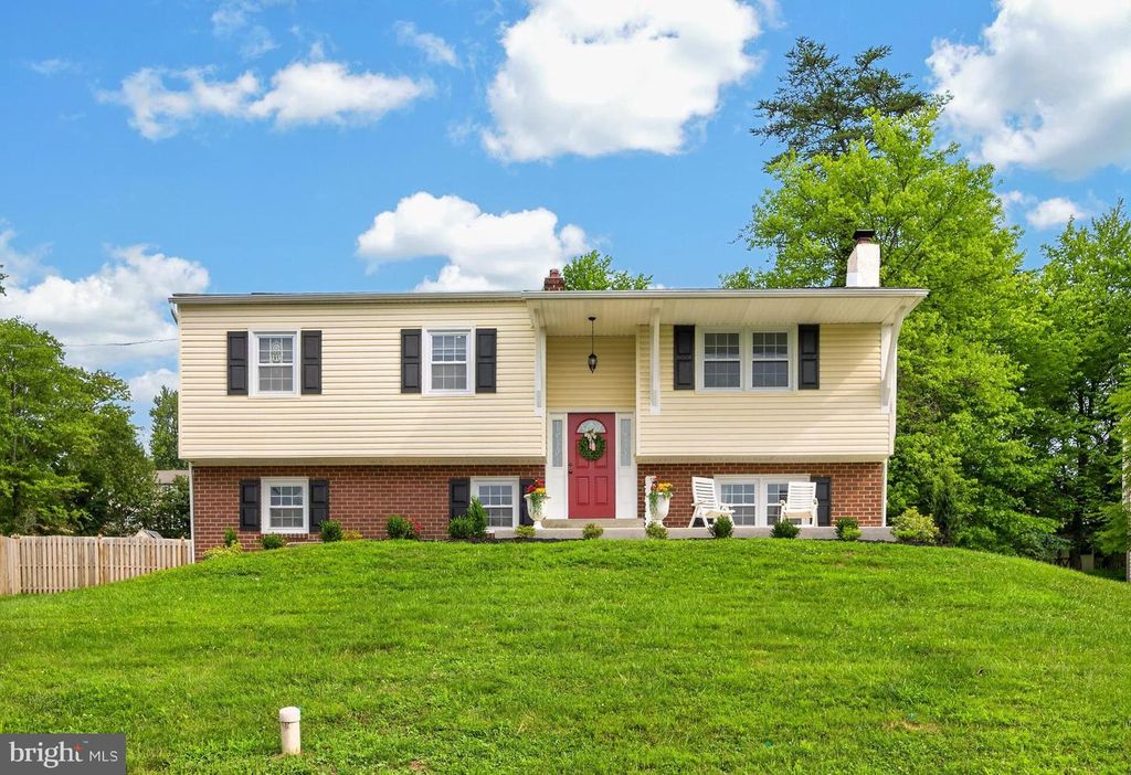 721 S PARK AVE, Eagleville, PA 19403