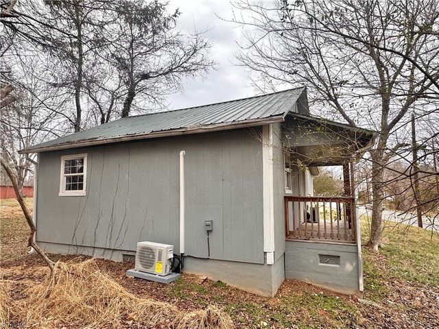 1101 Old US Highway 421, Wilkesboro, NC 28697