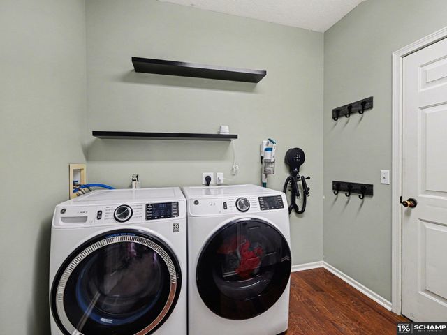 3215 N 169 Street, Omaha, NE 68116