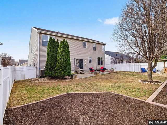 3215 N 169 Street, Omaha, NE 68116