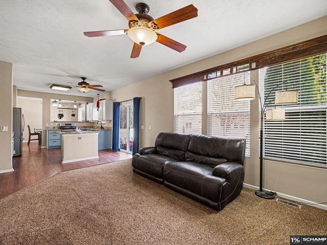 3215 N 169 Street, Omaha, NE 68116