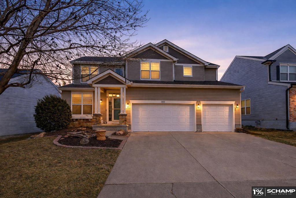 3215 N 169 Street, Omaha, NE 68116