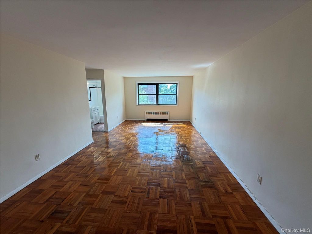 25 SHADY GLEN Court 3B, New Rochelle, NY 10805 — photo 5