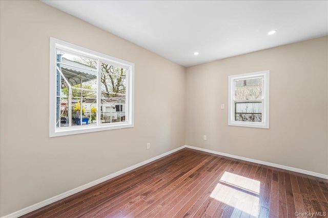 90-34 205th Street, Hollis, NY 11423
