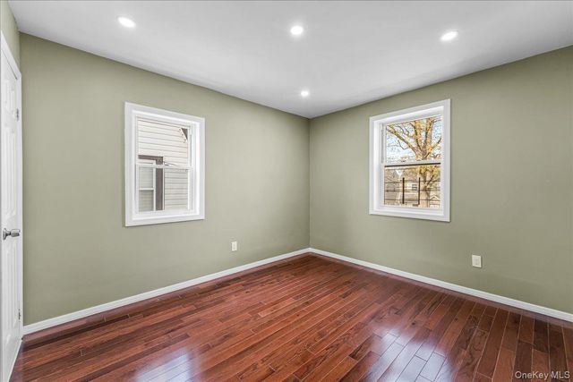 90-34 205th Street, Hollis, NY 11423