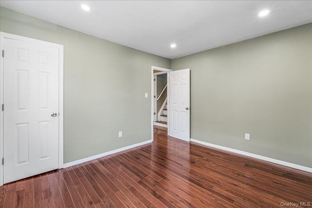 90-34 205th Street, Hollis, NY 11423