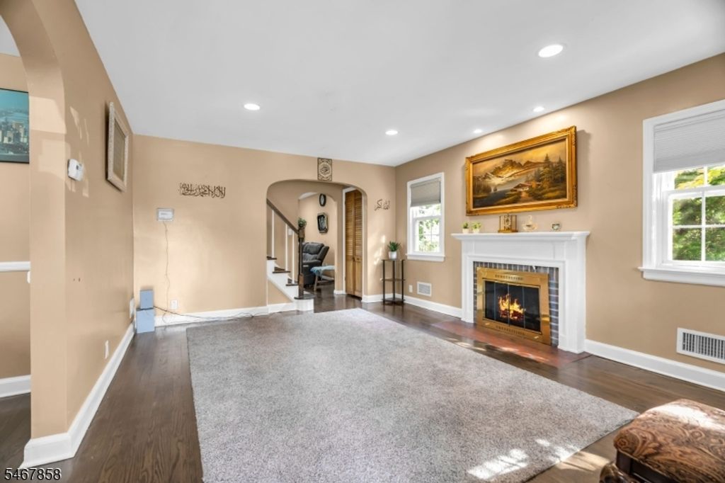 125 Romaine Ave, Maywood Boro, NJ 07607 — photo 3