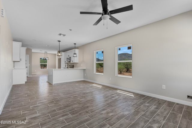 1902 Circulo Colombia, Rio Rico, AZ 85648