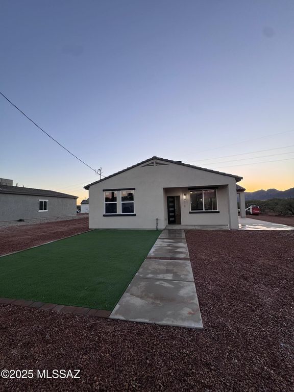 1902 Circulo Colombia, Rio Rico, AZ 85648