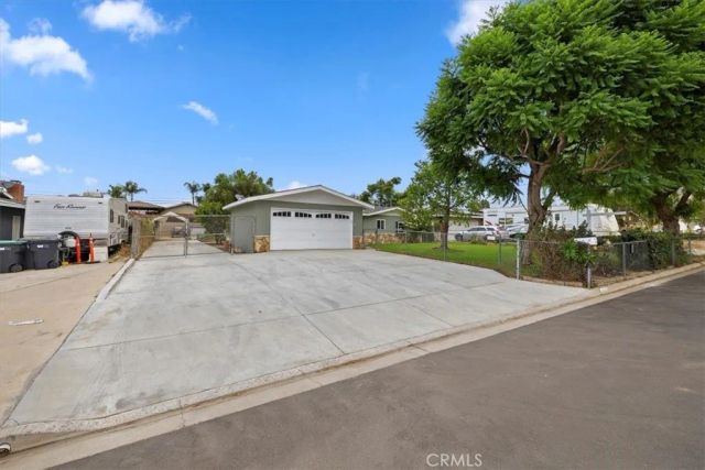 887 Kingman Drive, Norco, CA 92860