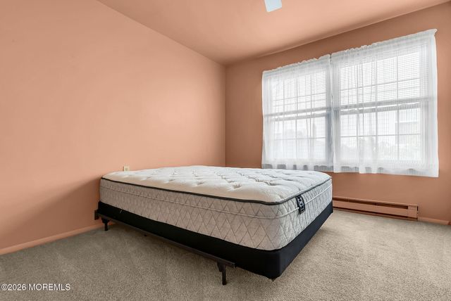 47 Elmswell Avenue, Manchester, NJ 08759