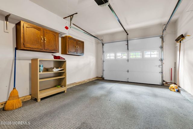 47 Elmswell Avenue, Manchester, NJ 08759