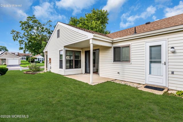 47 Elmswell Avenue, Manchester, NJ 08759
