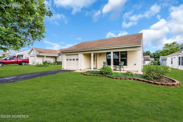 47 Elmswell Avenue, Manchester, NJ 08759