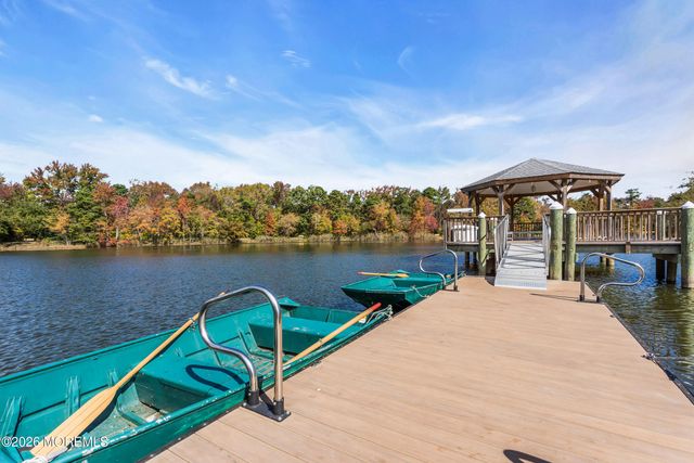 47 Elmswell Avenue, Manchester, NJ 08759