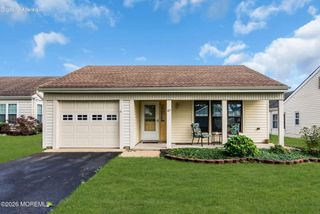 47 Elmswell Avenue, Manchester, NJ 08759