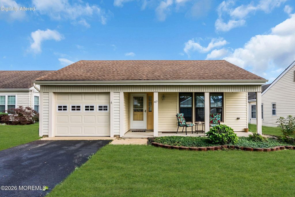 47 Elmswell Avenue, Manchester, NJ 08759