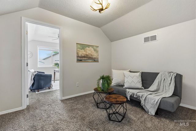 3139 W Pudu Ct, Meridian, ID 83646