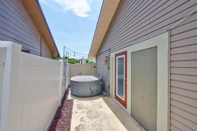 1803 NEEDLES LANE W, Largo, FL 33771