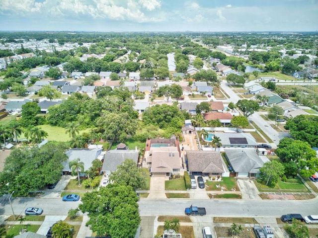 1803 NEEDLES LANE W, Largo, FL 33771