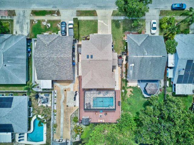 1803 NEEDLES LANE W, Largo, FL 33771