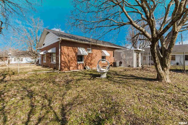 300 S 21ST Street, Herrin, IL 62948