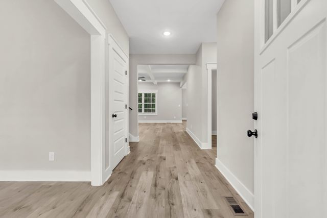 528 Canyon View Court, Clarksville, TN 37040